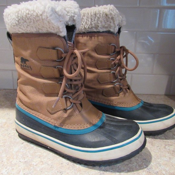 Women's Sorel waterproof snow boots - Picture 1 of 3